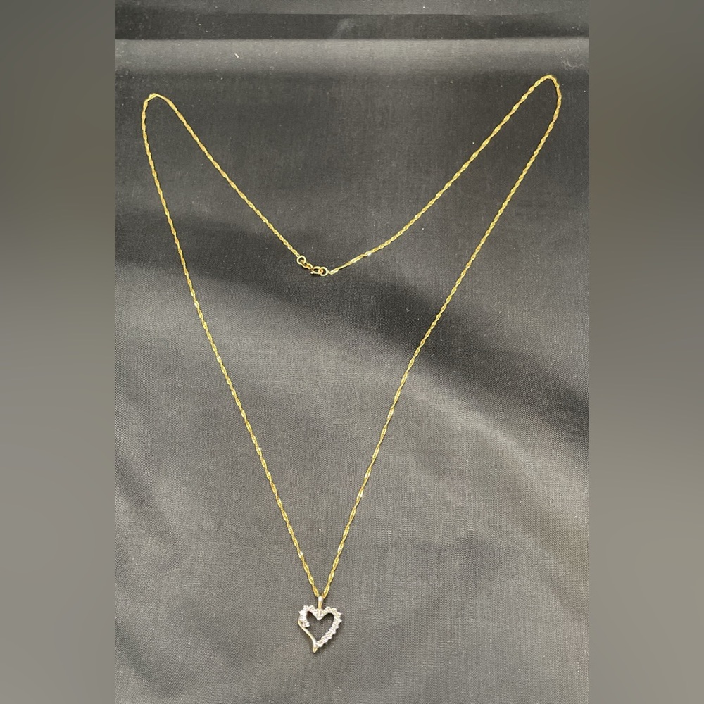 10K Solid Yellow Gold & Diamond Heart Charm Necklace
